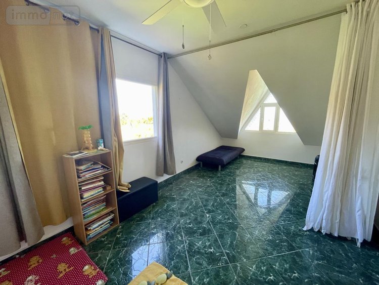 Appartement a vendre Saint-Paul 97460 Réunion 132 m2 4 pièces 349160 euros