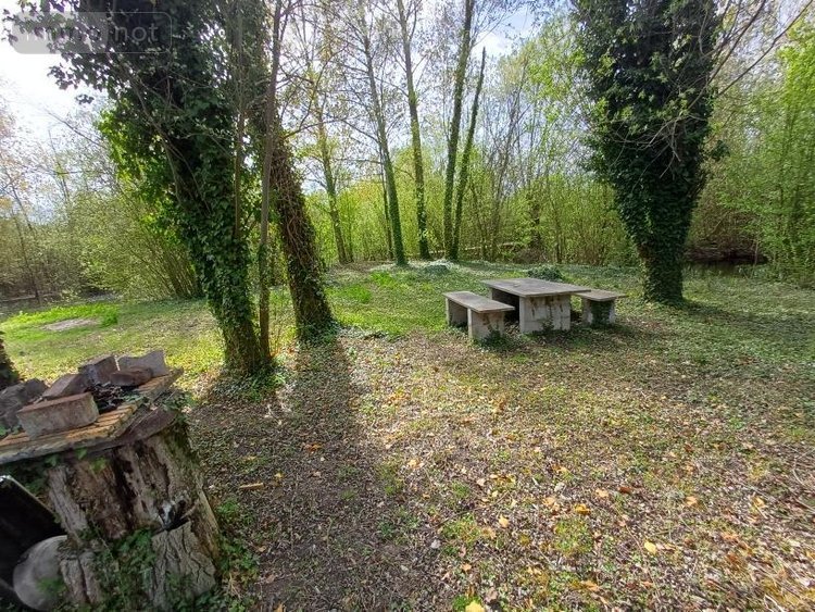 Terrains de loisirs bois etangs a vendre Amiens 80000 Somme 31288 m2  155000 euros