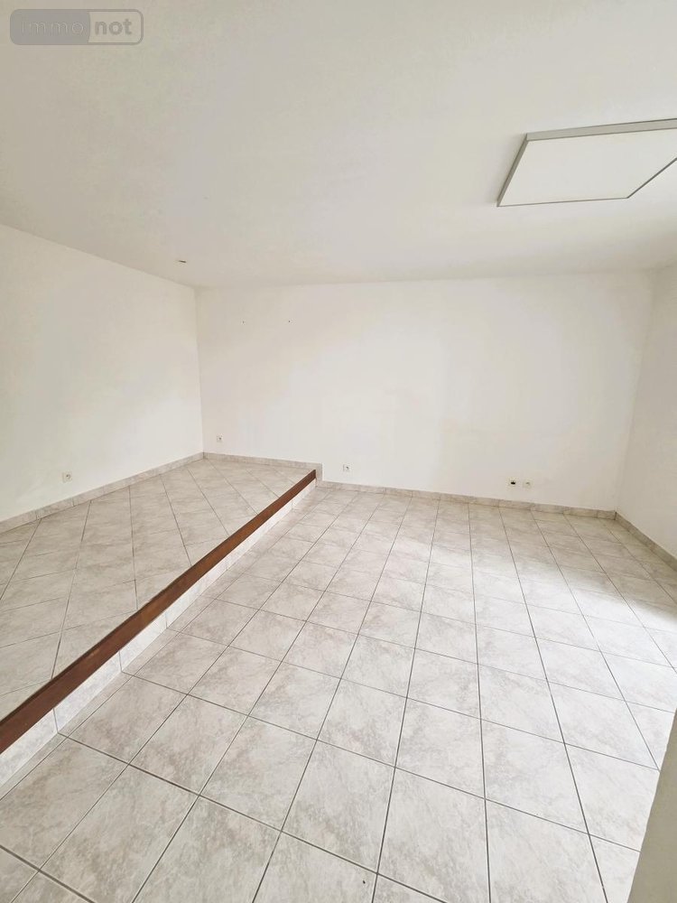 Maison a vendre Château-Gontier-sur-Mayenne 53200 Mayenne 81 m2 4 pièces 121450 euros