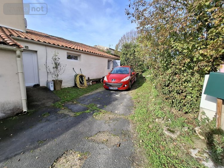 Maison a vendre Port-d'Envaux 17350 Charente-Maritime 104 m2 6 pièces 204594 euros