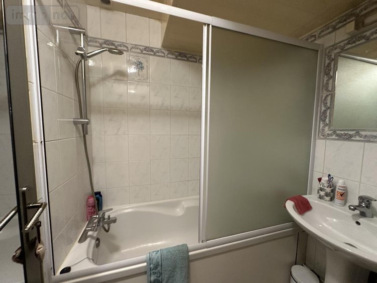 Immeuble a vendre Aubencheul-au-Bac 59265 Nord 352 m2  419600 euros