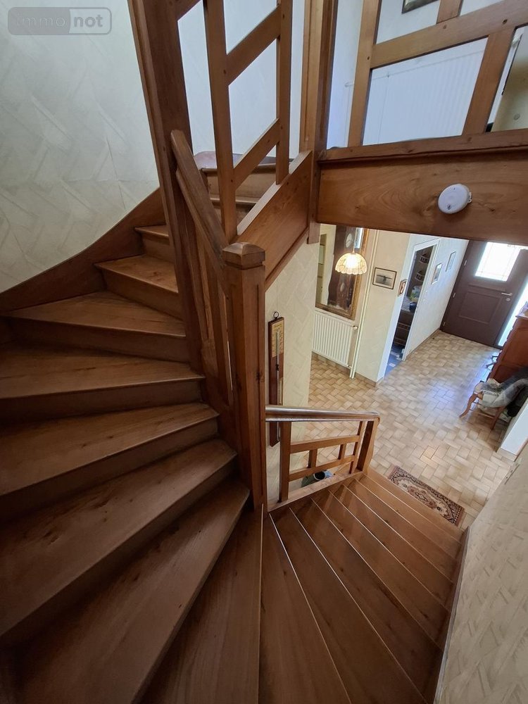 Maison a vendre Saintes 17100 Charente-Maritime 169 m2 6 pièces 280000 euros