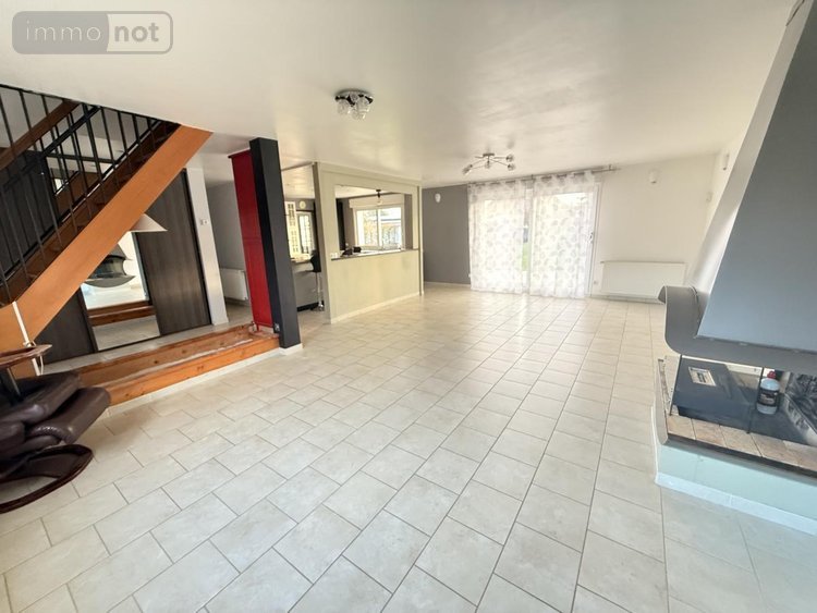 Maison a vendre Lamotte-Warfusée 80800 Somme 152 m2 7 pièces 270400 euros