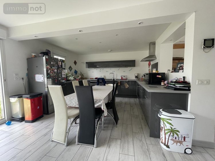 Maison a vendre Saint-Mars-la-Brière 72470 Sarthe 136 m2 4 pièces 236240 euros