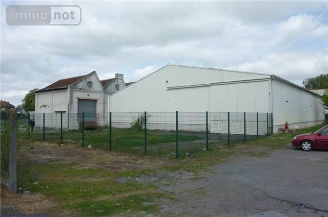 Location fonds et murs commerciaux Cambrai 59400 Nord 748 m2  1750 euros