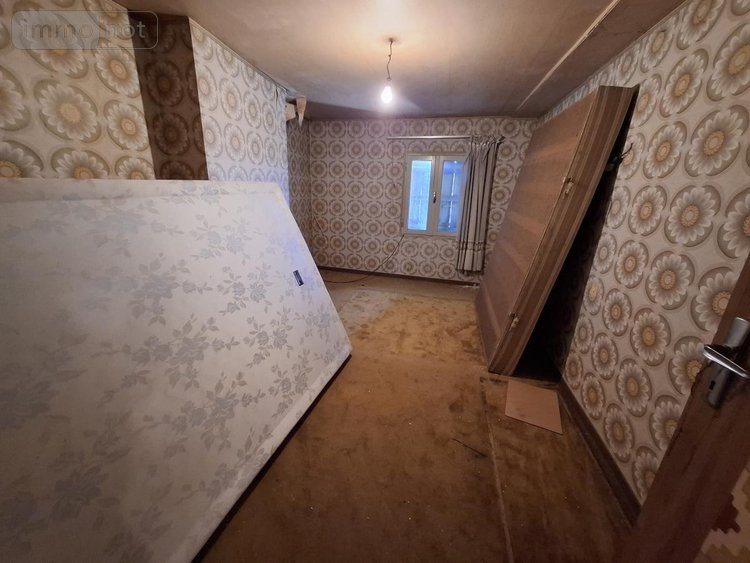 Maison a vendre Chaniers 17610 Charente-Maritime 96 m2 5 pièces 80000 euros