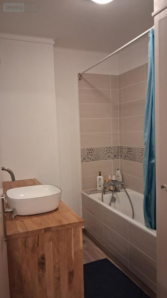 Location appartement Laval 53000 Mayenne 81 m2 4 pièces 725 euros