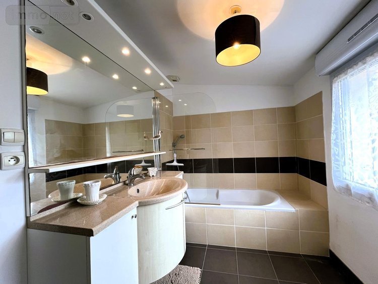 Maison a vendre Saint-Père-en-Retz 44320 Loire-Atlantique 126 m2 7 pièces 385800 euros