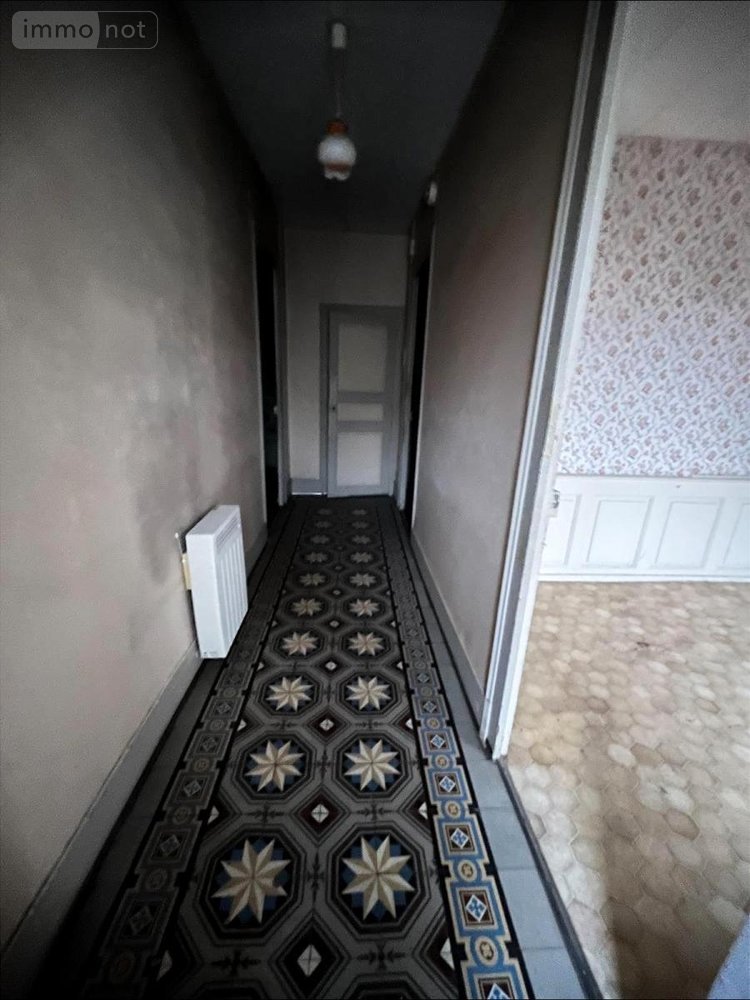 Immeuble a vendre Rochefort-sur-Nenon 39700 Jura 142 m2  210000 euros