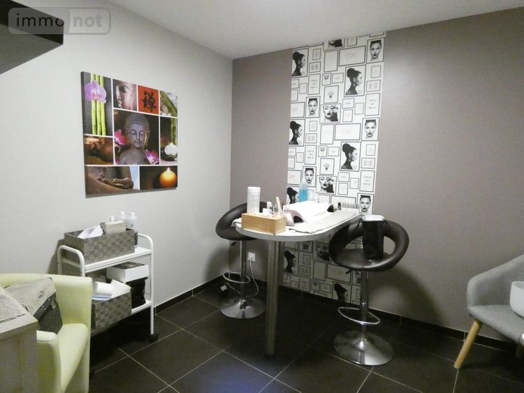 Fonds et murs commerciaux a vendre Morlaix 29600 Finistère 149 m2  126720 euros