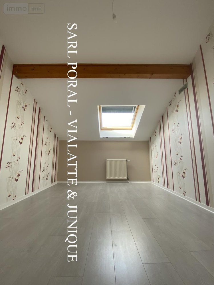 Location appartement Ambérieu-en-Bugey 01500 Ain 84 m2 4 pièces 1166 euros