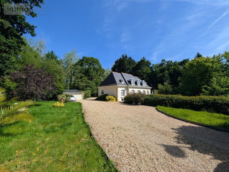 Maison a vendre Pommerit-le-Vicomte 22200 Côtes-d'Armor 180 m2 9 pièces 351750 euros