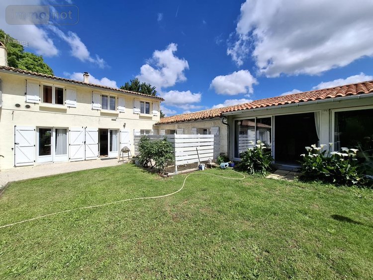 Maison a vendre Courcoury 17100 Charente-Maritime 222 m2 5 pièces 455000 euros