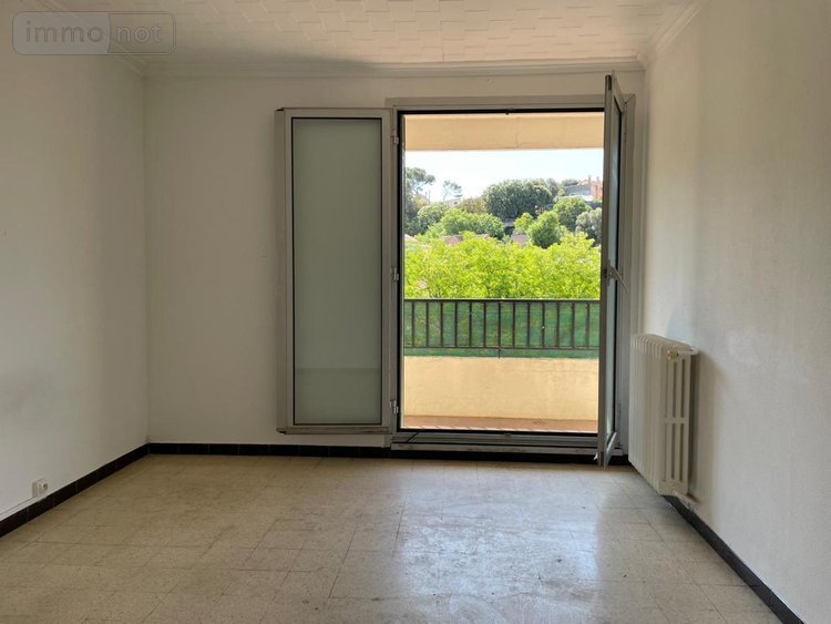 Appartement a vendre Septèmes-les-Vallons 13240 Bouches-du-Rhône 71 m2  130000 euros