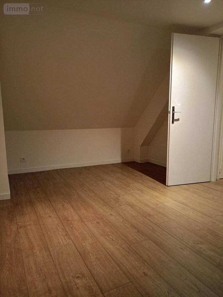 Location appartement Vernou-sur-Brenne 37210 Indre-et-Loire 62 m2 3 pièces 699 euros