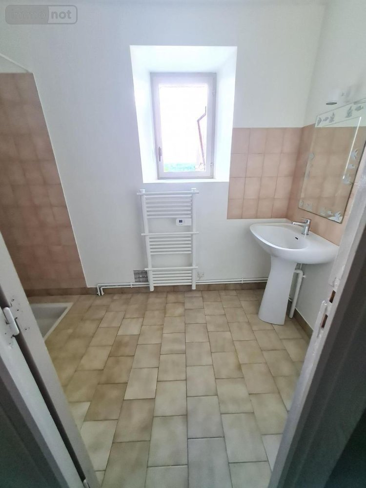 Location maison Villedieu-le-Château 41800 Loir-et-Cher 59 m2 2 pièces 460 euros