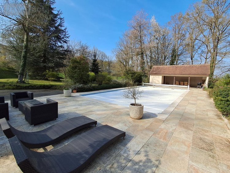 Maison a vendre Saint-Saturnin 72650 Sarthe 204 m2 6 pièces 466200 euros