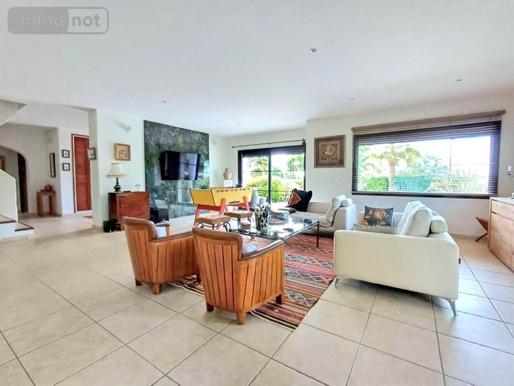 Maison a vendre Guidel 56520 Morbihan 241 m2 7 pièces 1003950 euros