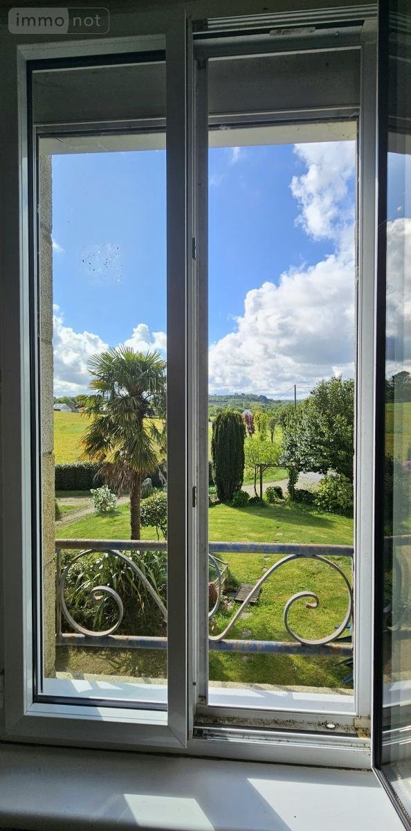 Maison a vendre Plogonnec 29180 Finistère 340 m2 14 pièces 377000 euros