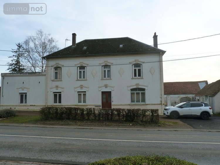 Maison a vendre Fins 80360 Somme 244 m2 8 pièces 187200 euros