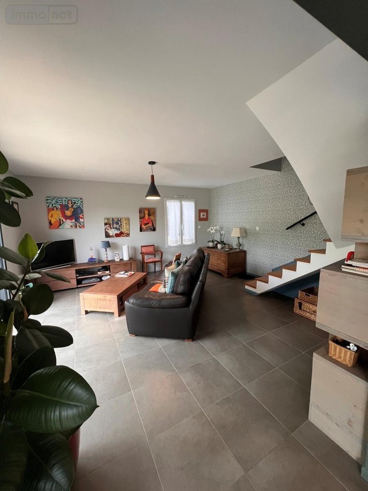 Maison a vendre Saint-Rémy-la-Varenne 49250 Maine-et-Loire 149 m2 4 pièces 381600 euros