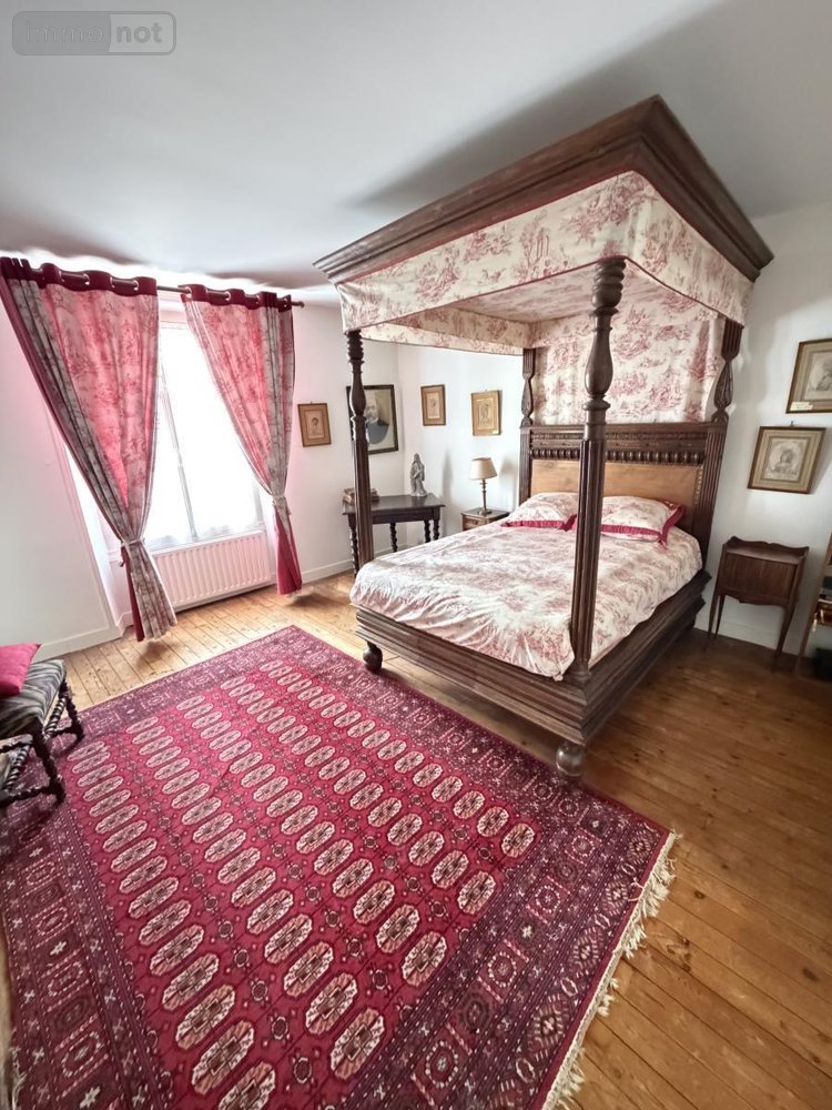 Maison a vendre Cholet 49300 Maine-et-Loire 258 m2 9 pièces 375600 euros