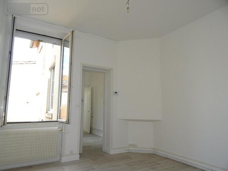 Location appartement Reims 51100 Marne 49 m2 3 pièces 650 euros
