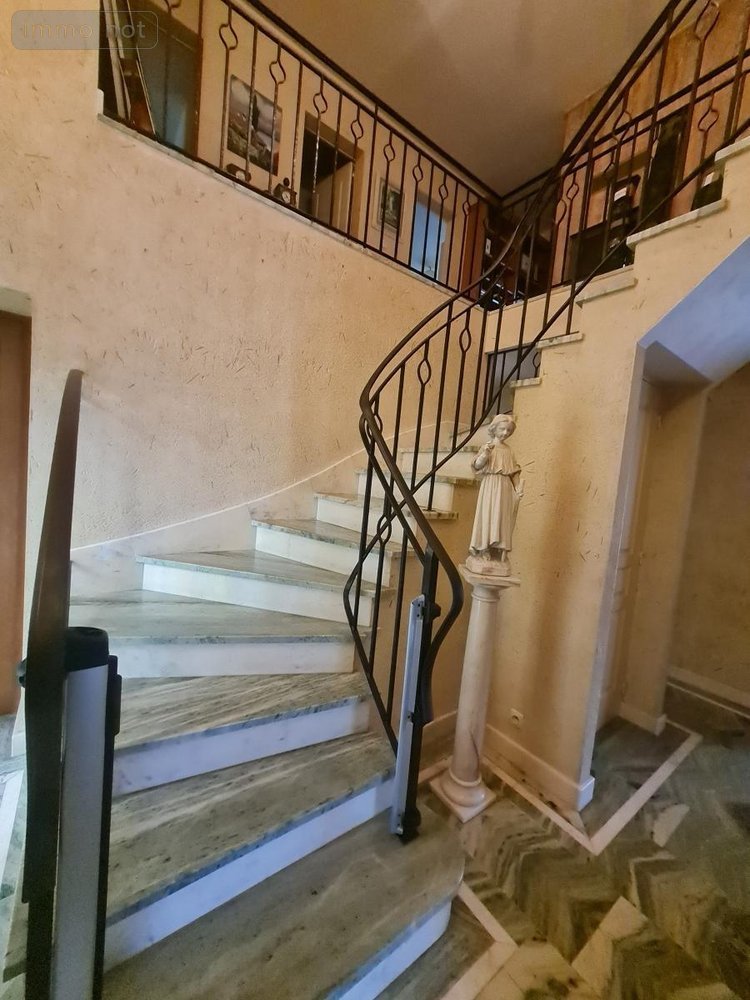 Maison a vendre Vendôme 41100 Loir-et-Cher 211 m2 6 pièces 389625 euros