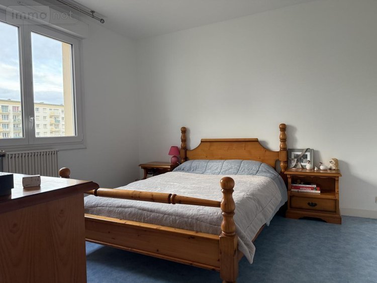 Appartement a vendre Guingamp 22200 Côtes-d'Armor 68 m2 3 pièces 143880 euros