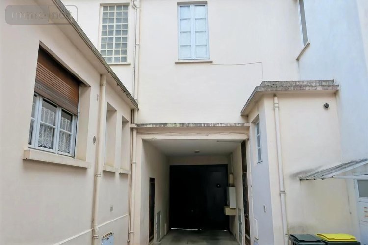 Immeuble a vendre Bourges 18000 Cher 244 m2  343200 euros