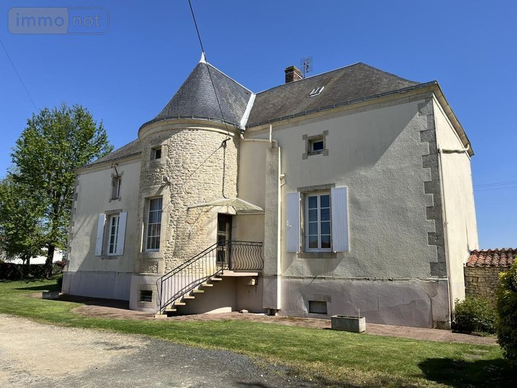 Maison a vendre Sainte-Hermine 85210 Vendée 159 m2 7 pièces 239000 euros