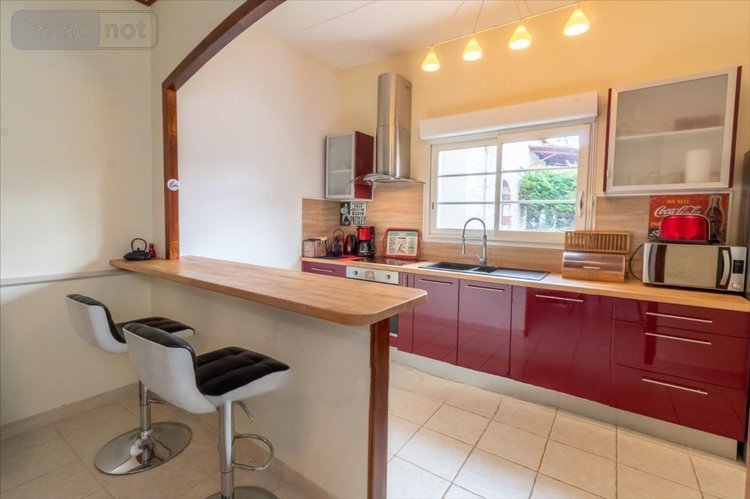 Maison a vendre Jonzac 17500 Charente-Maritime 531 m2 20 pièces 772500 euros