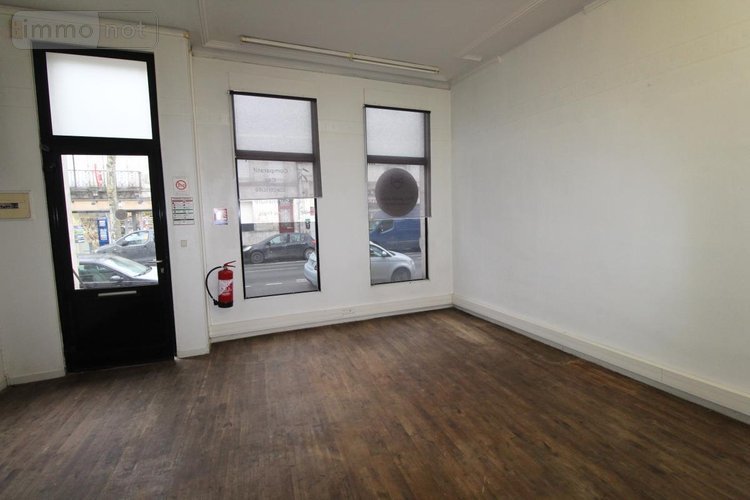 Immeuble a vendre Saintes 17100 Charente-Maritime 85 m2  236070 euros