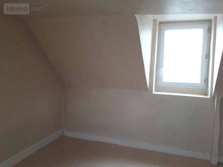 Location appartement Laval 53000 Mayenne 69 m2 3 pièces 650 euros