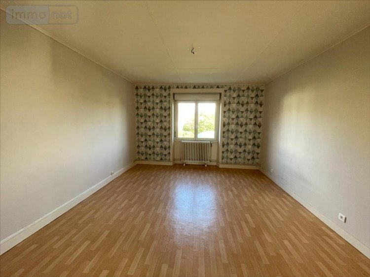 Location appartement Dole 39100 Jura 107 m2 4 pièces 840 euros