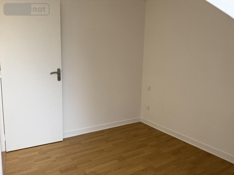 Location appartement Évron 53600 Mayenne 43 m2 3 pièces 500 euros