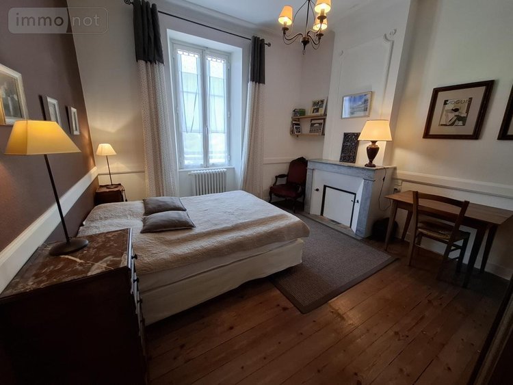 Maison a vendre Saintes 17100 Charente-Maritime 156 m2 6 pièces 495000 euros