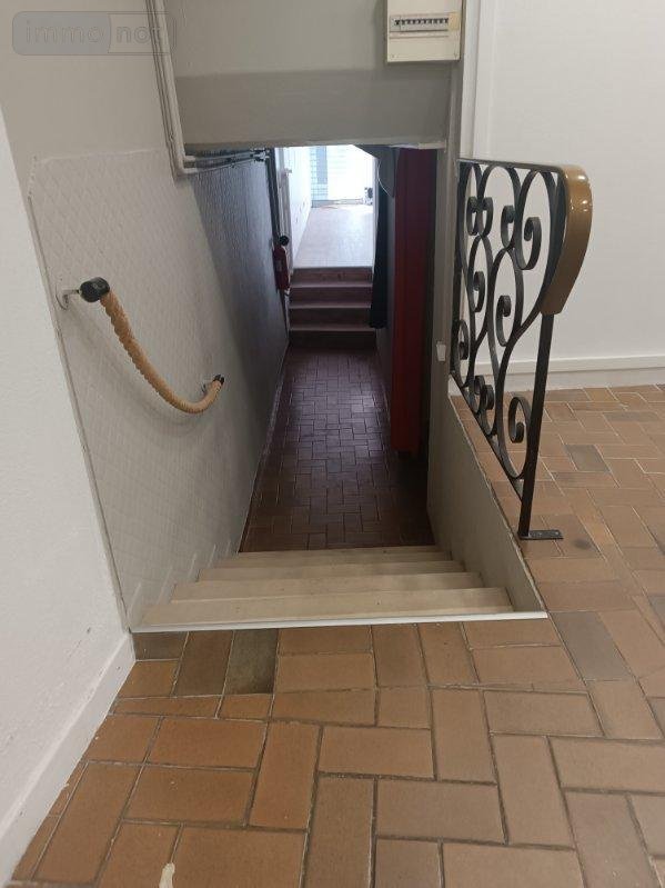 Location fonds et murs commerciaux Bourg-en-Bresse 01000 Ain 80 m2  750 euros