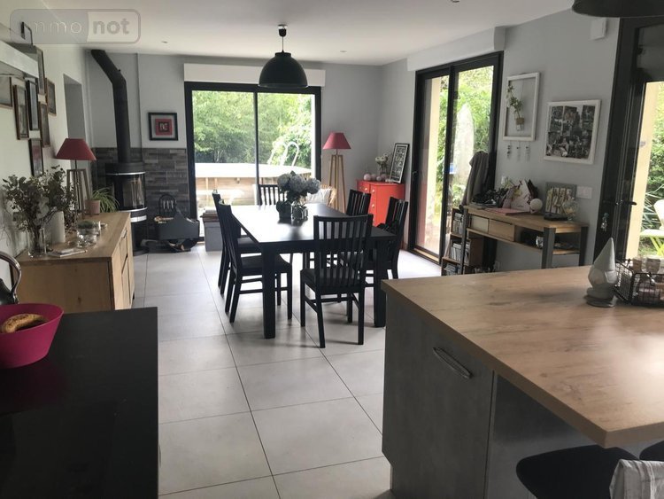 Maison a vendre Kervignac 56700 Morbihan 186 m2 9 pièces 394616 euros