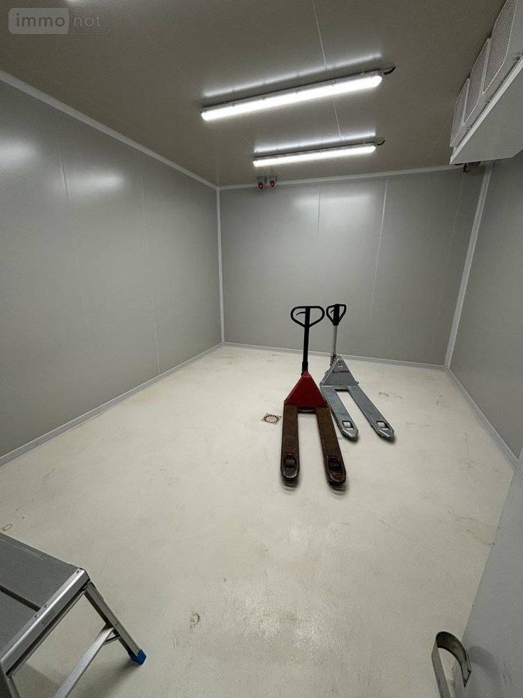 Fonds et murs commerciaux a vendre Audincourt 25400 Doubs 420 m2  230000 euros