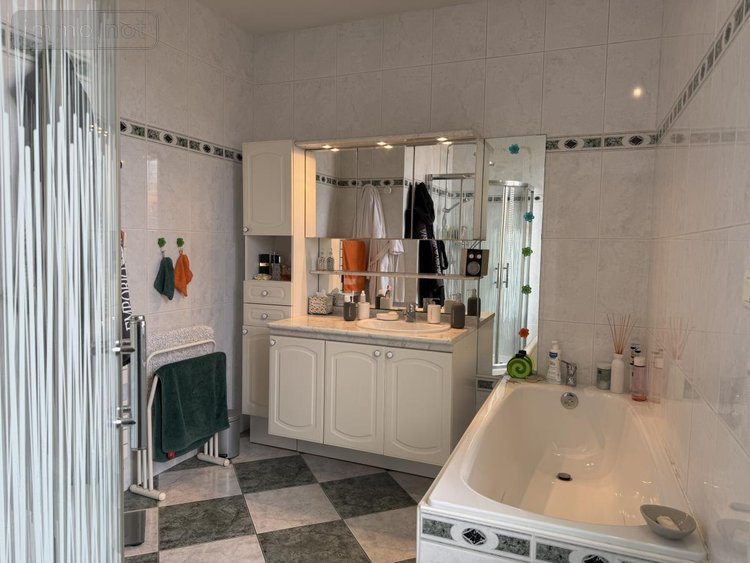 Maison a vendre Cholet 49300 Maine-et-Loire 148 m2 6 pièces 313200 euros