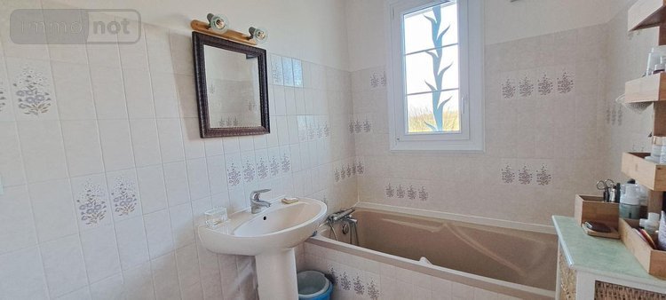 Maison a vendre Saint-Saturnin-sur-Loire 49320 Maine-et-Loire 127 m2 7 pièces 315000 euros