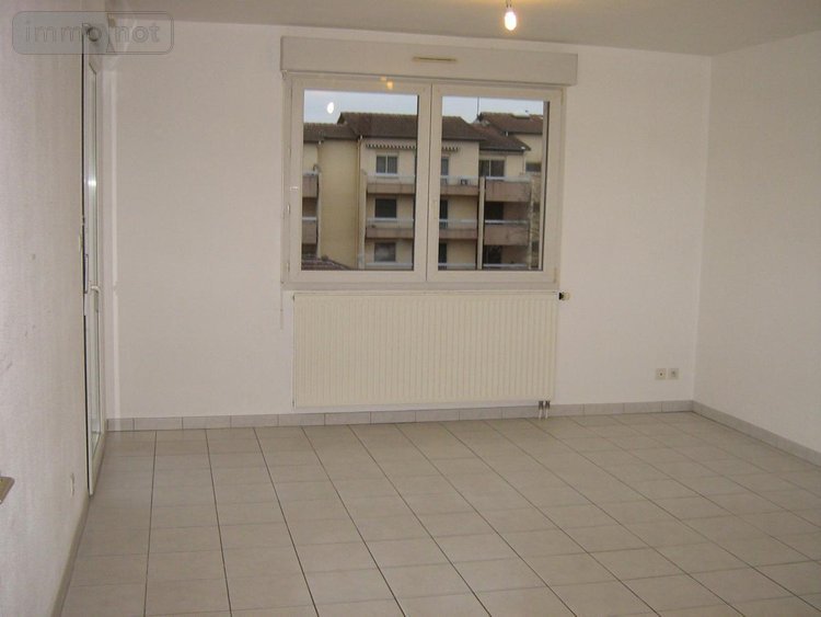 Location appartement Péronnas 01960 Ain 44 m2  467 euros
