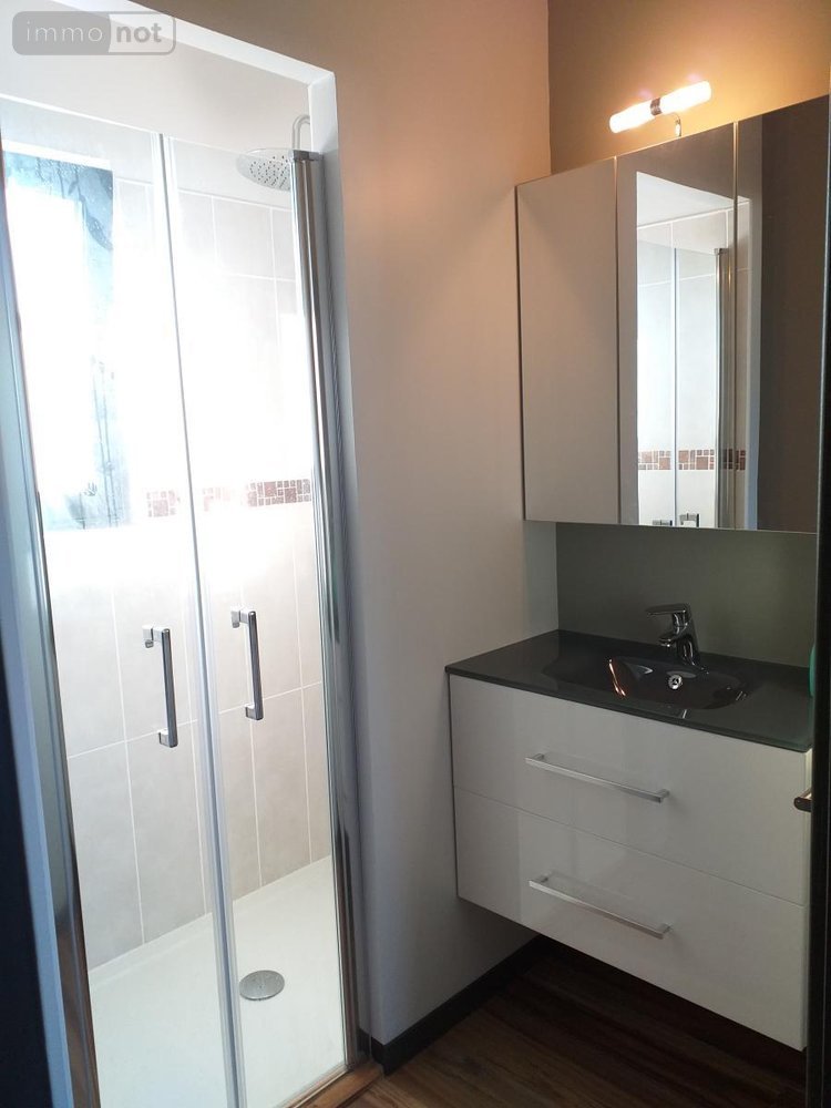 Fonds et murs commerciaux a vendre Questembert 56230 Morbihan 122 m2  372172 euros