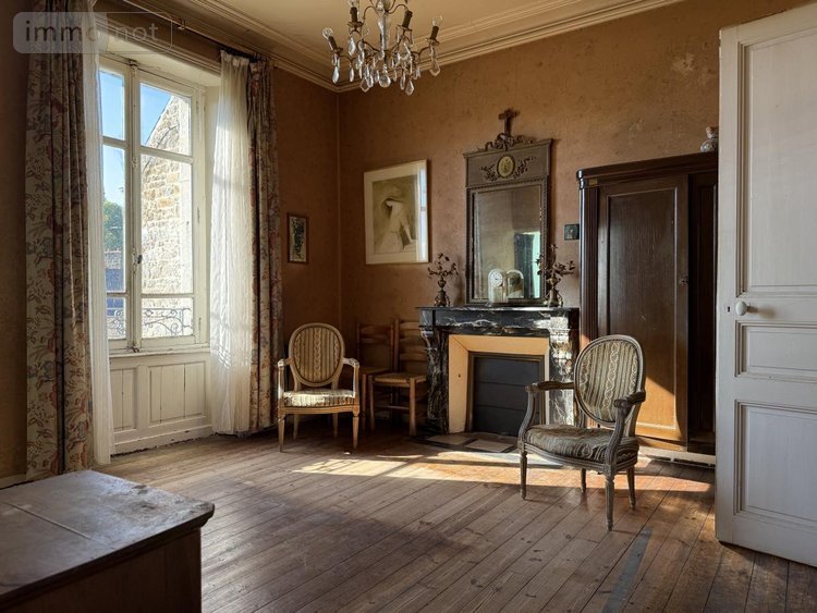 Maison a vendre Guingamp 22200 Côtes-d'Armor 243 m2 10 pièces 179512 euros