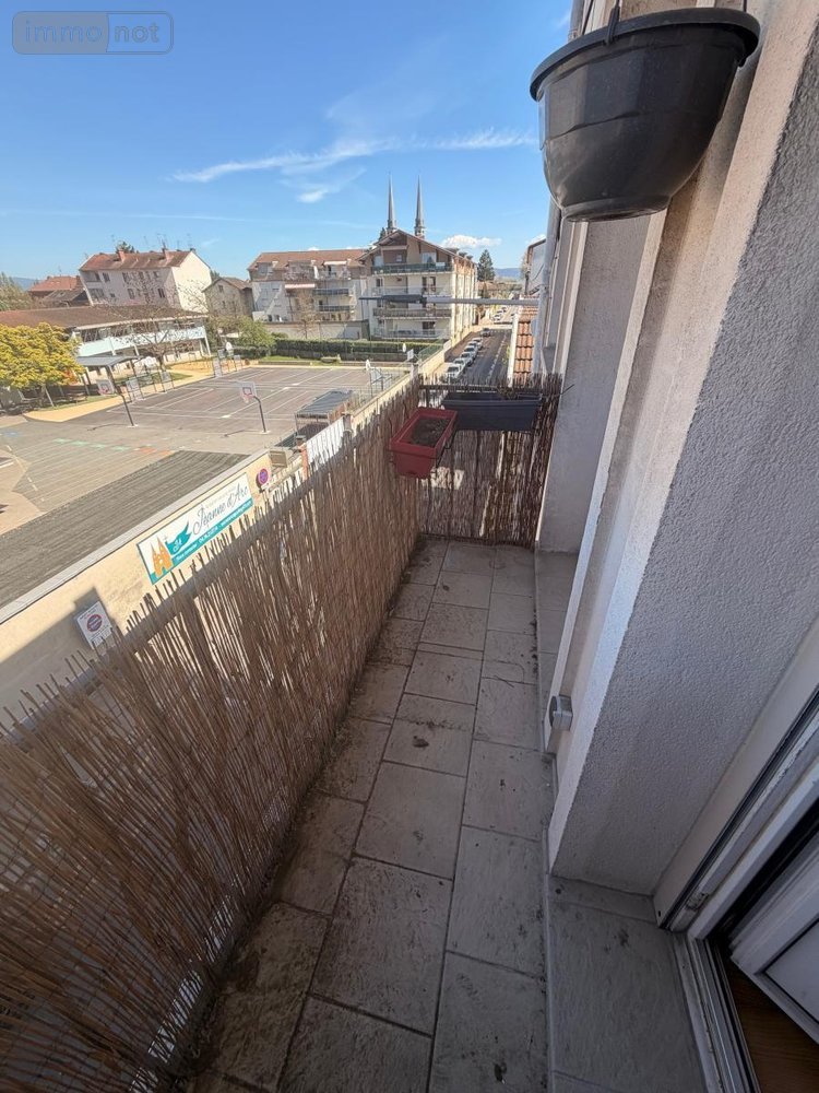 Location appartement Bourg-en-Bresse 01000 Ain 140 m2 3 pièces 915 euros