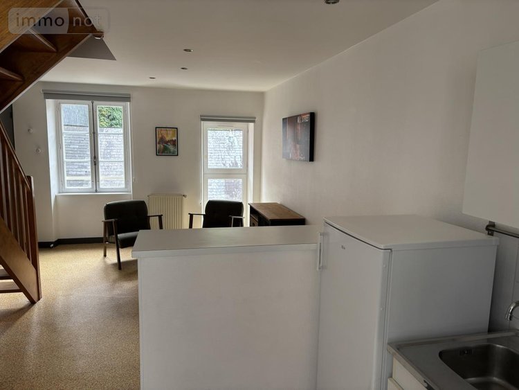 Location appartement Laval 53000 Mayenne 24 m2 1 pièce 415 euros