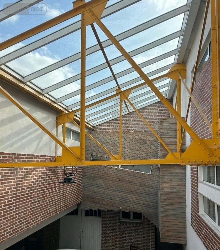 Immeuble a vendre Cambrai 59400 Nord 1300 m2  785000 euros
