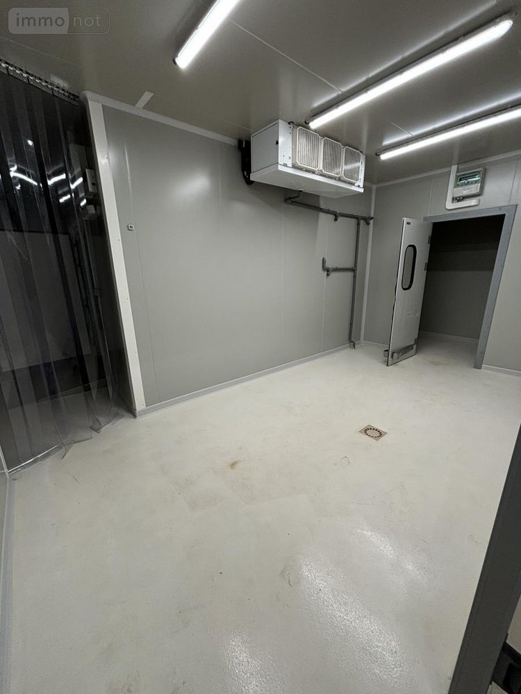 Fonds et murs commerciaux a vendre Audincourt 25400 Doubs 420 m2  230000 euros