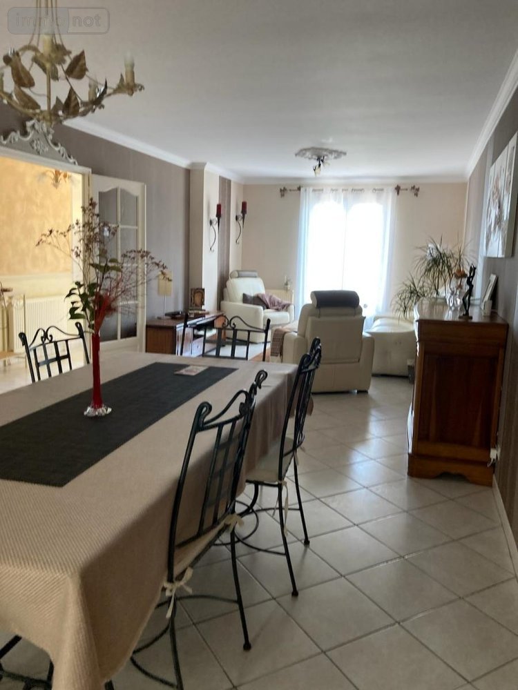 Maison a vendre Distré 49400 Maine-et-Loire 130 m2 5 pièces 273400 euros